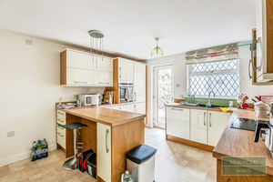 Photo 8- click for photo gallery